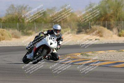 media/Nov-05-2022-SoCal Trackdays (Sat) [[f8d9b725ab]]/Turn 2 (1120am)/